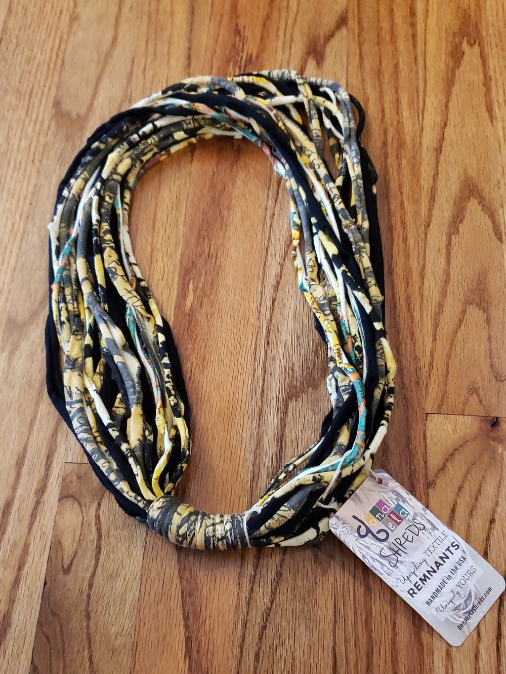 NWT Donabela Multistrand Black & Yellow Fashion Circle Scarf- OS